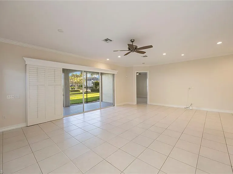 5025 Maxwell Cir #2 — Photo 3