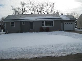 502 Frontier Rd, Round Lake, MN 56119