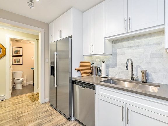 3rd image of 15875 Marine Dr #207