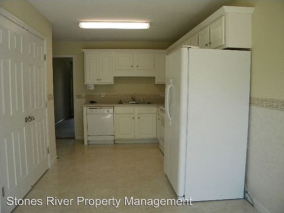 5th image of 2031 Stoney Meadow Dr