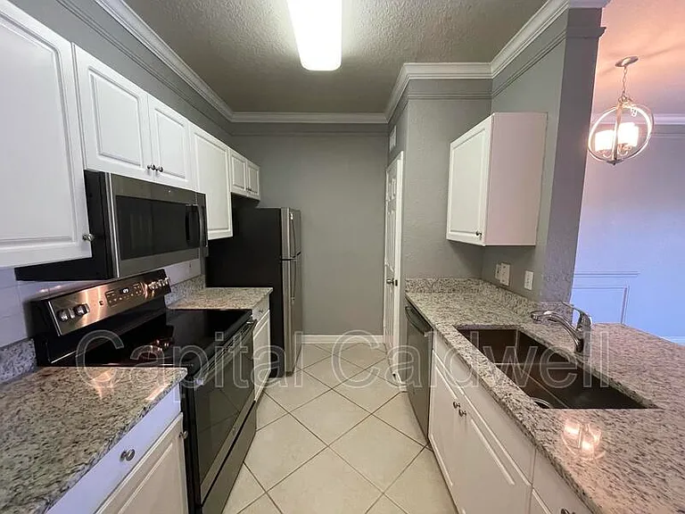 4323 Bayside Village Dr #305 — Photo 2
