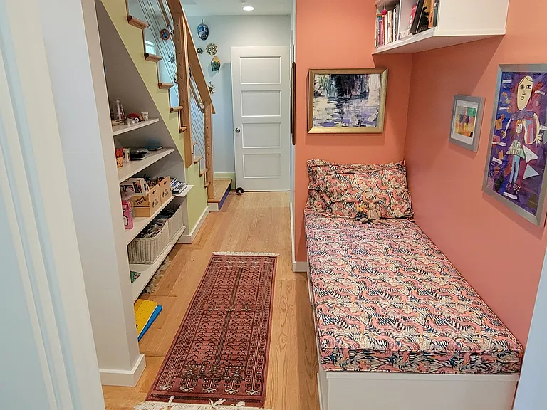 40 Birch St — Photo 13
