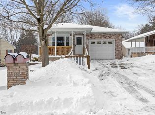 344 3rd St, Wadsworth, OH 44281