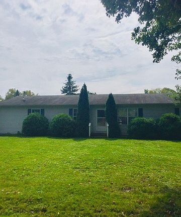 2nd image of 17W301 Crest Ave