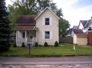 229 15th St, Conneaut, OH 44030