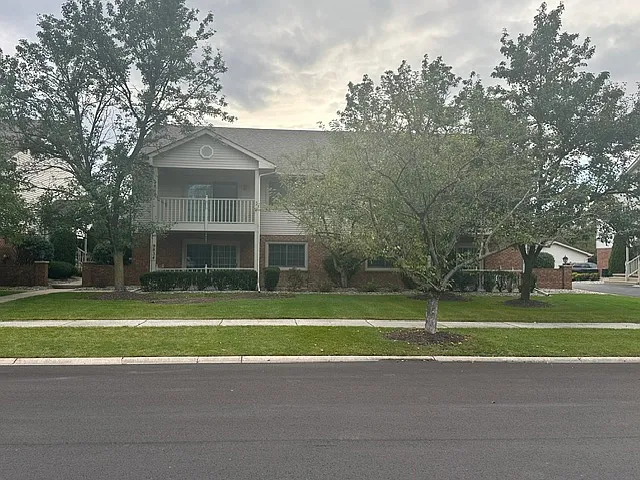 2 bed, 1350 sqft, $1,800 — Photo 1