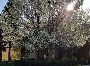 49746 Crusader Dr, Macomb, MI 48044