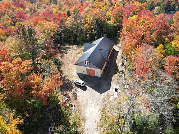 2nd image of 121 Loon Lake Rd