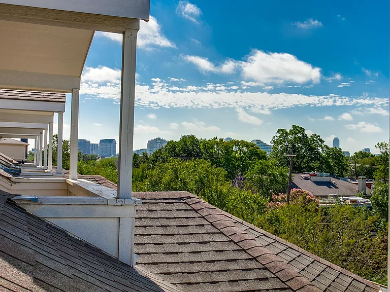 4502 Holland Ave — Photo 24