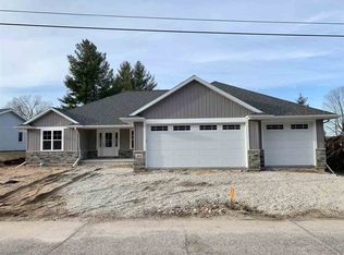 840 Circle Ridge Pl, Sturgeon Bay, WI 54235