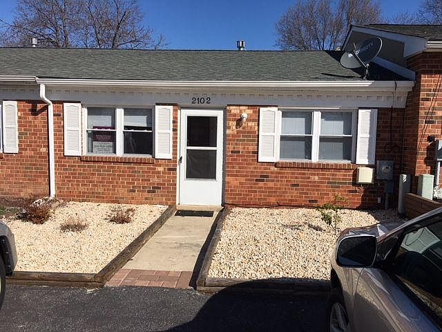 2nd image of 2102 Pasternak Pl