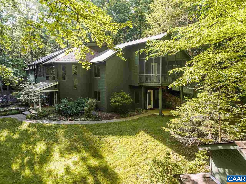 1st image of 136 Foothills Dr