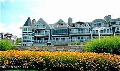 1st image of 4 Oselka Dr #2
