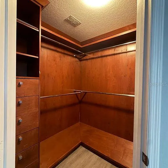 1105 Toluke Point — Photo 23
