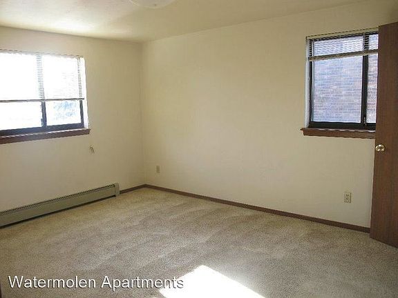 5th image of 568 N Danz Ave APT 5