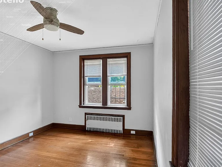 25 Lynwood Pl — Photo 17