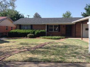 1316 7th St, Shallowater, TX 79363
