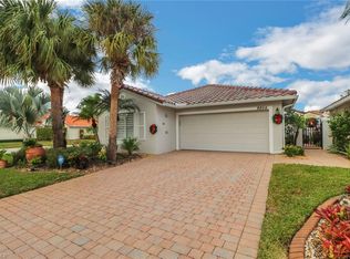 8854 Cascades Isle Blvd, Estero, FL 33928