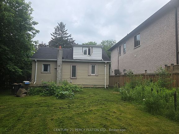 4th image of 97 Zaph Ave