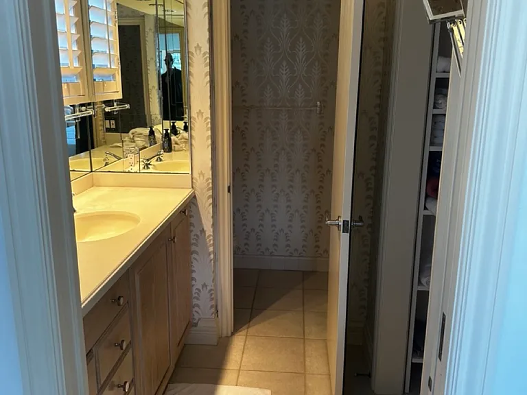 2226 Gulf Shore Blvd N #P3 — Photo 15