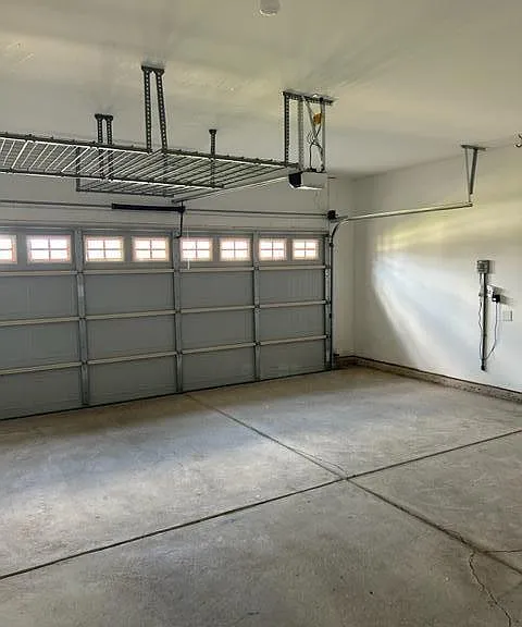 2145 Indiangrass Cv — Photo 10