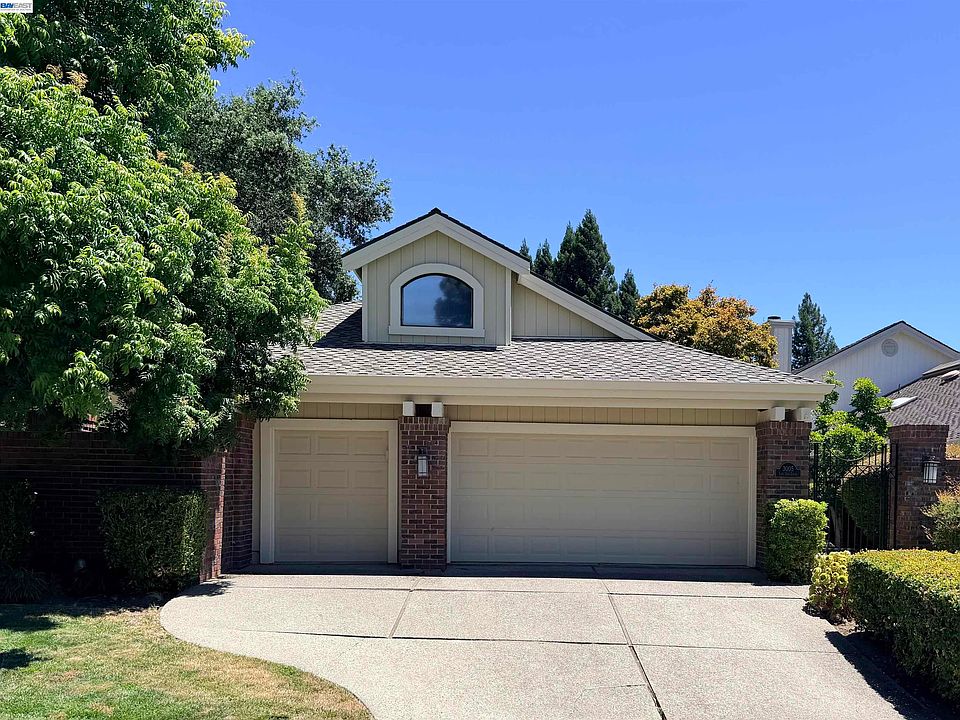 1st image of 3005 Live Oak Ct