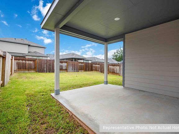 4th image of 3013 Buckthorn Dr
