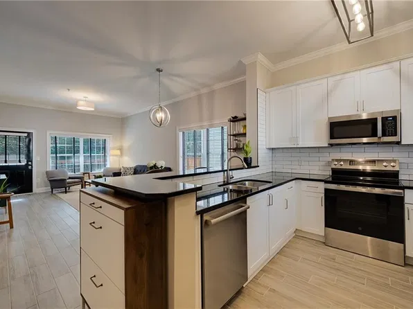 1635 Briarcliff Rd NE APT 11, Atlanta, GA 30306
