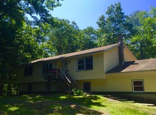 100 Buckeye Ln, Milford, PA 18337