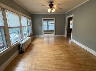 909 Walwood Pl #1, Kalamazoo, MI