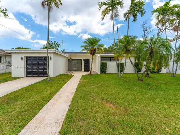17761 SW 113th Ct, Miami, FL 33157