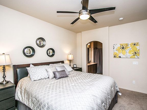 5th image of 3708 S Winter Ln Unit 103