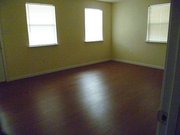 3rd image of 1554 Allo Ave