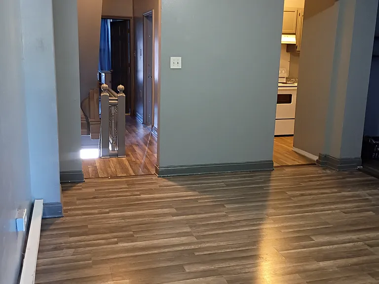 1129 Lehman St #2 — Photo 4
