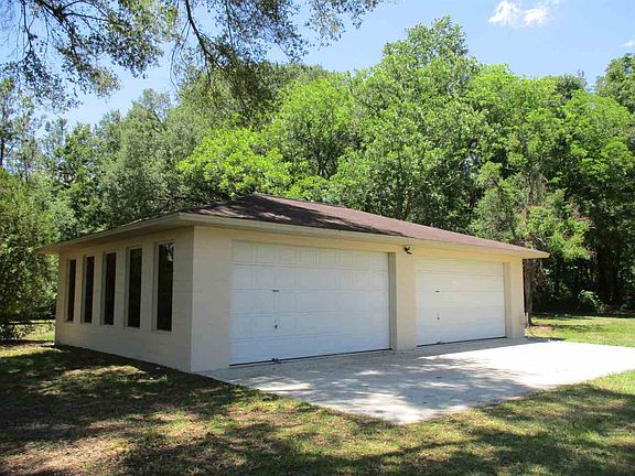 4th image of 13122 NW 202nd St