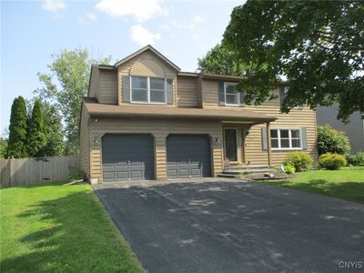 7783 Bainbridge Dr, Liverpool, NY, 13090