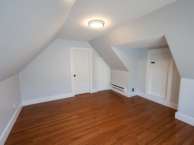50 Thatcher St #2 — Photo 16