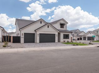 2906 E Freshet Dr, Washington, UT 84780