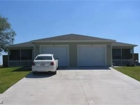 745/747 Ichabod Ave, Lehigh Acres, FL 33973