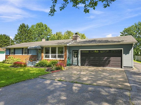 2nd image of 831 Stolle Rd