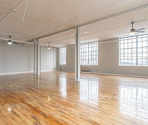 5th image of 1301 W Lafayette Blvd APT 206