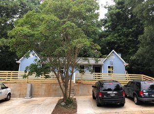 2100 Valley Oaks Dr SE, Smyrna, GA 30080