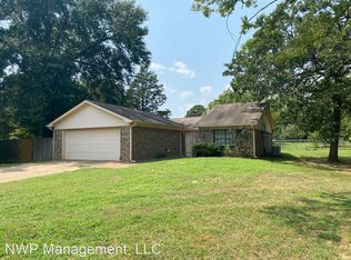 17080 Pennie Ln, Flint, TX 75762