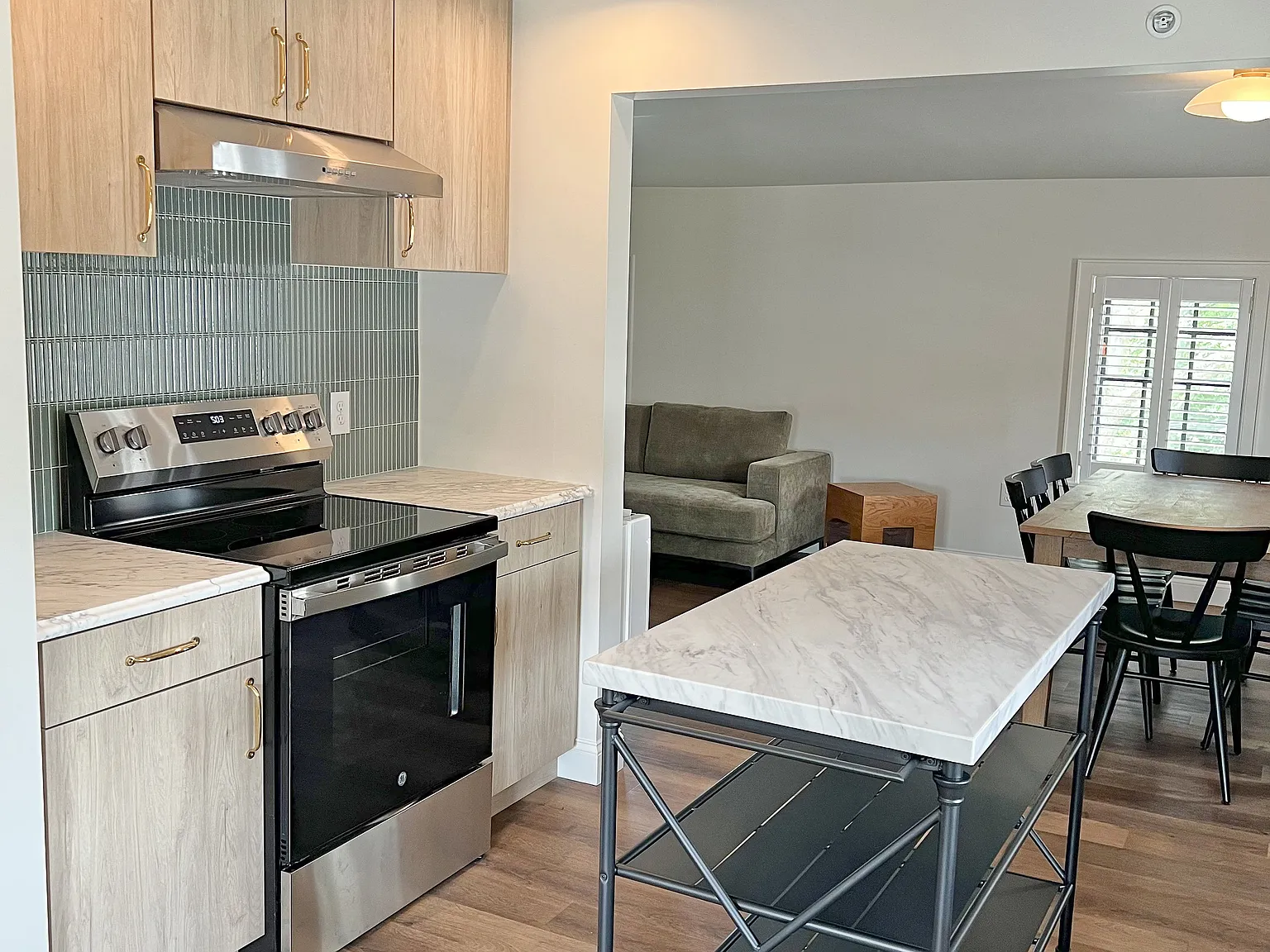 2 bed, 1400 sqft, $3,250 — Photo 4