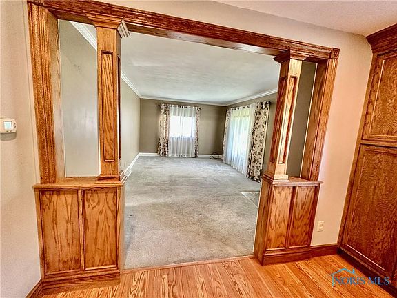 3rd image of 61 Lawndale Dr