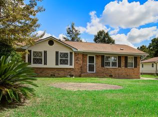 7620 Hillview Ln, North Charleston, SC 29420