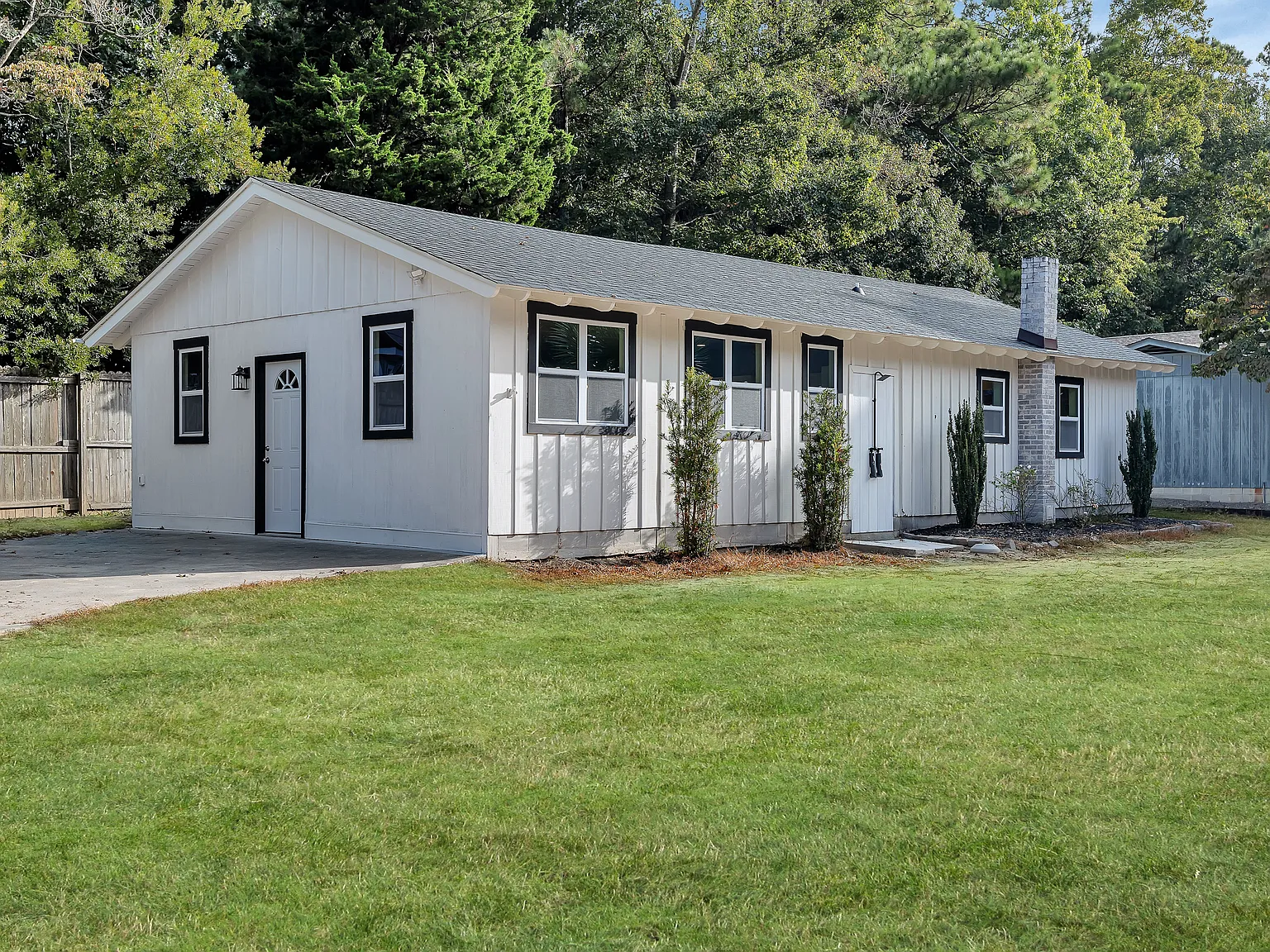 617 Porters Neck Rd — Photo 2