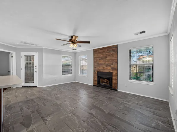 4803 Hamilton Wolfe Rd. #303, San Antonio, TX 78229