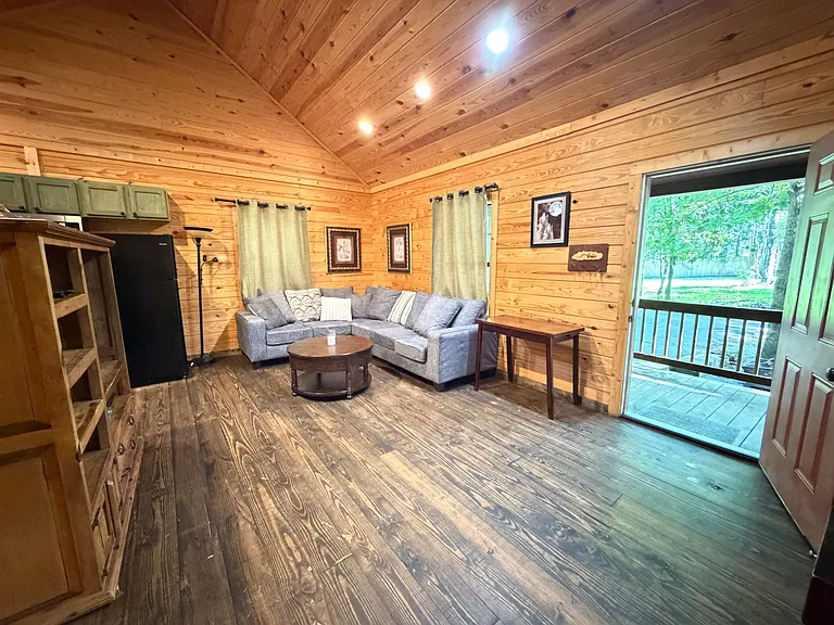 56 Indian Creek Rd — Photo 4