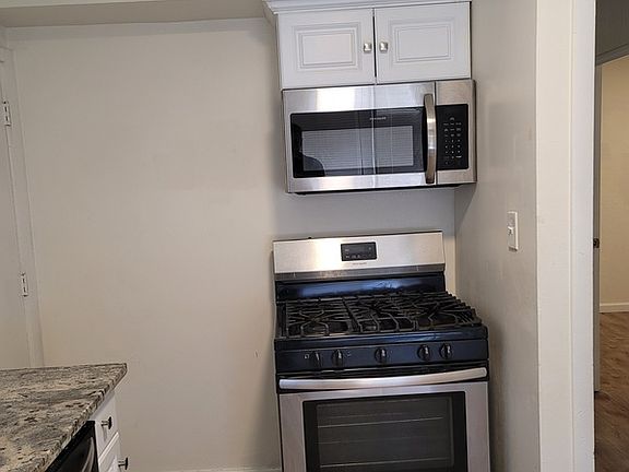 4th image of 2065-2081 15th Ave
